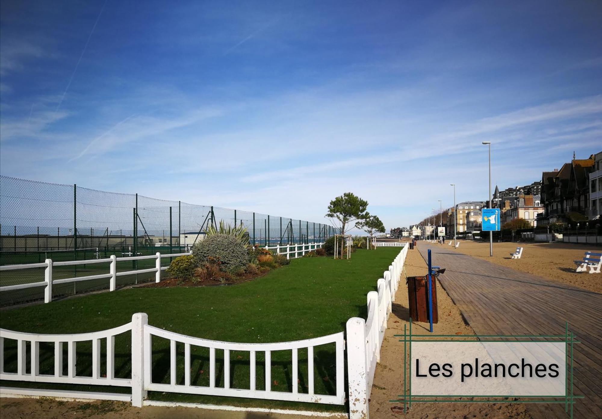 Ferienwohnung Study du pêcheur Trouville-sur-Mer Exterior foto